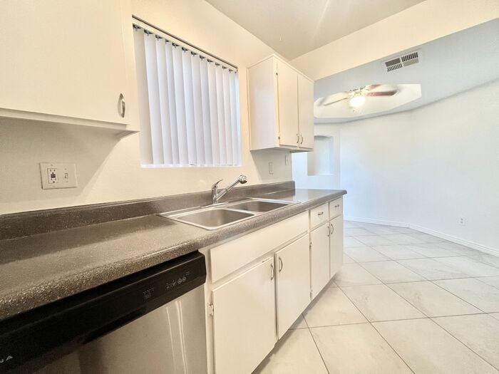 Building Photo - 16818 N 56th St