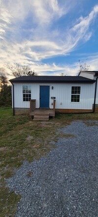 Building Photo - 1211 Knight St