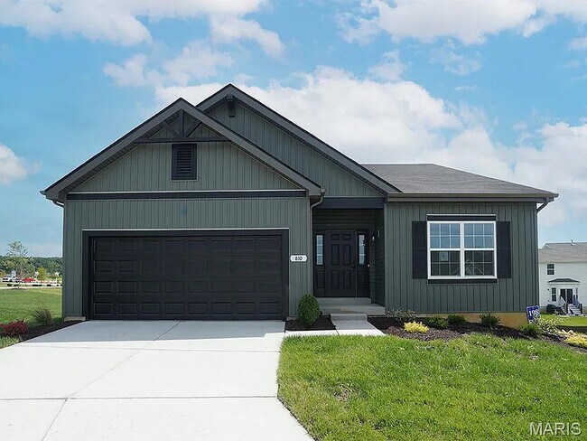 Primary Photo - 810 Colony Rdg Ct