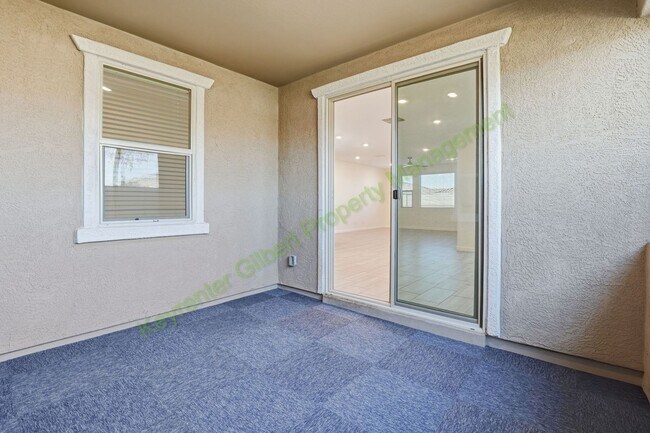 Building Photo - Modern Mesa Living in a Prime East Valley Location