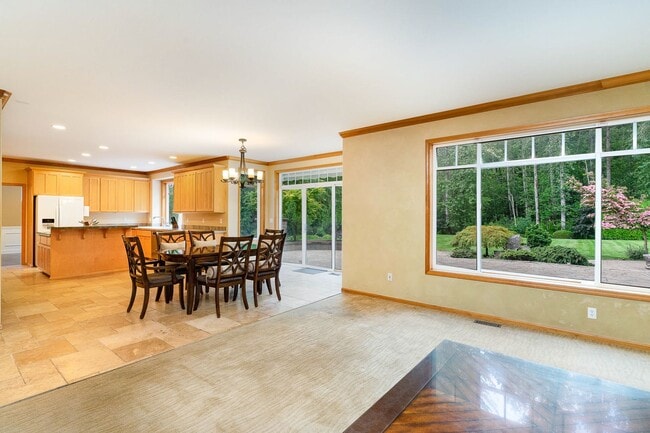 Building Photo - 4Bd/3Ba Woodinville House