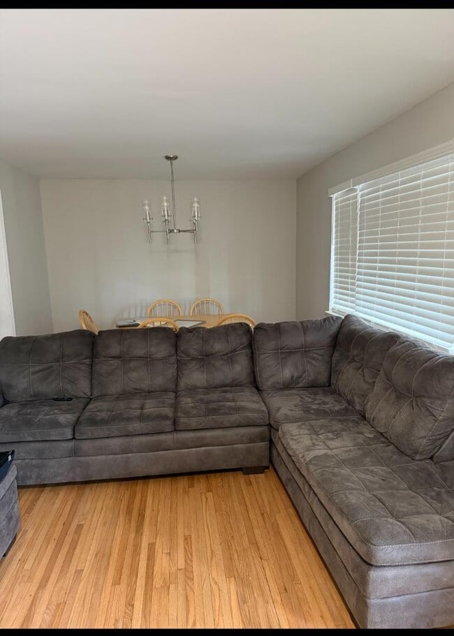 Building Photo - 138 Sunnydale Dr