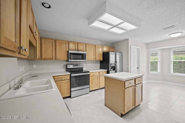 Building Photo - 4736 Kernan Mill Ln E