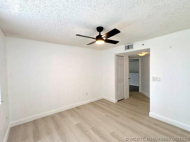 Building Photo - 100 Crestwood Ct N