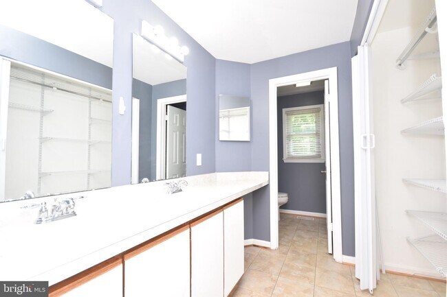 Building Photo - 12327 Elk Run Rd