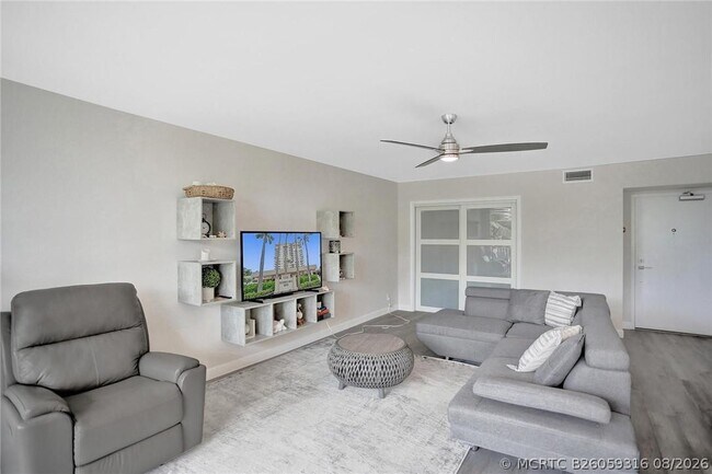 Building Photo - 5200 N Ocean Blvd