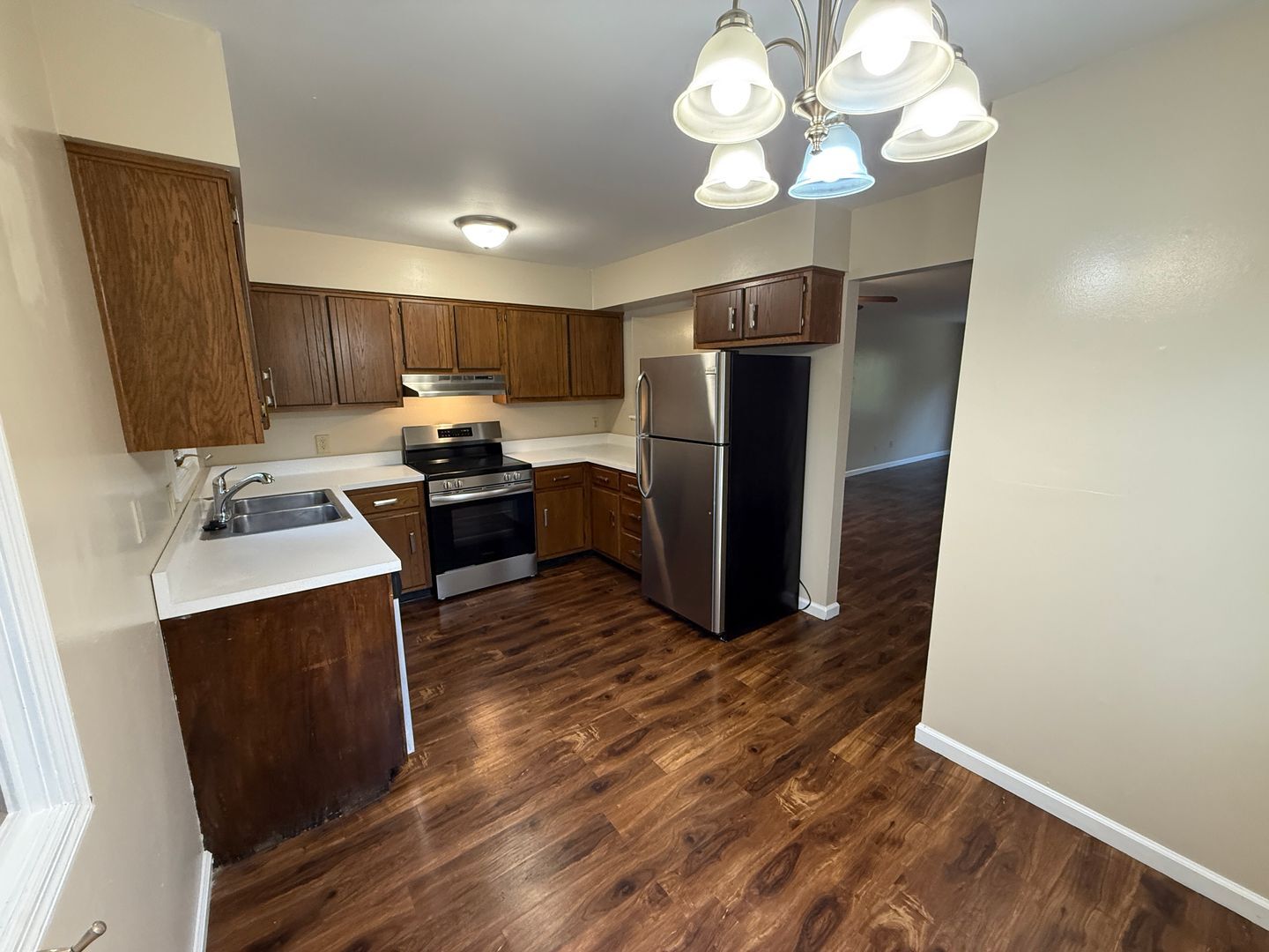 Building Photo - 5722 Bluebird Ct