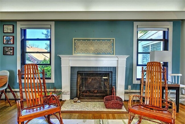 Building Photo - 151 Chace Ave