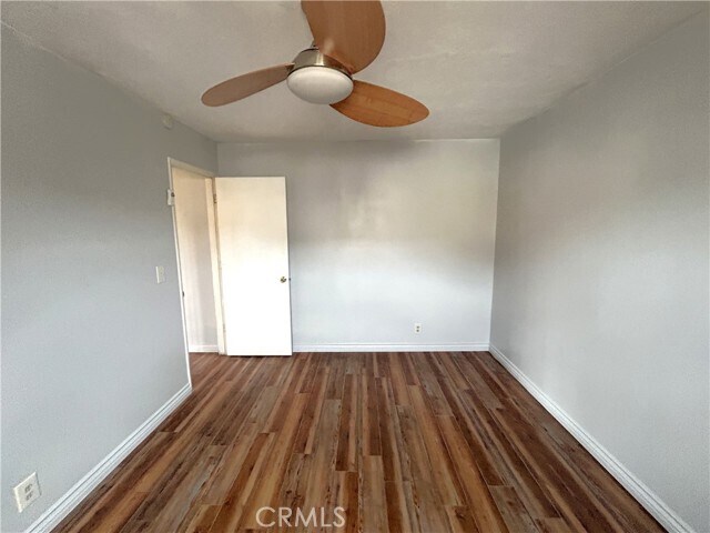 Building Photo - 811 Drake Ave