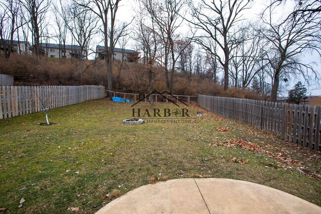 Building Photo - 2 Bedroom Single-Family Home in SW Rochester