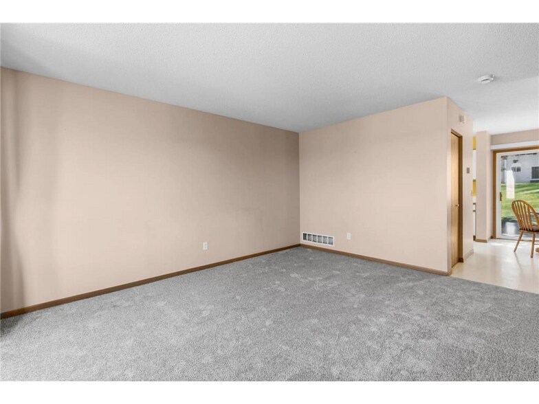 Building Photo - 16125 72nd St NE