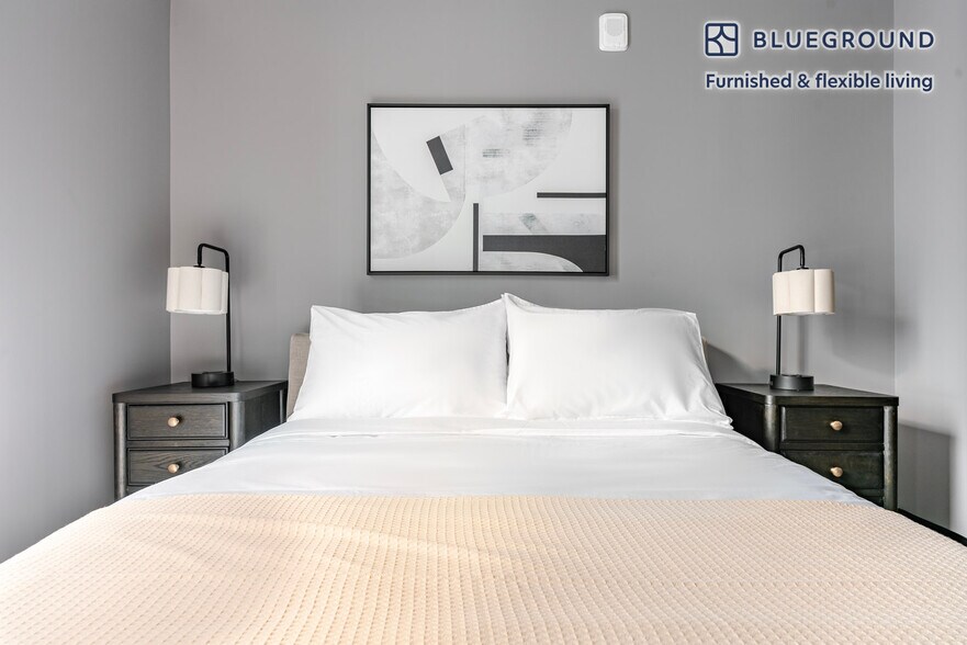 Building Photo - 1313 L St NW