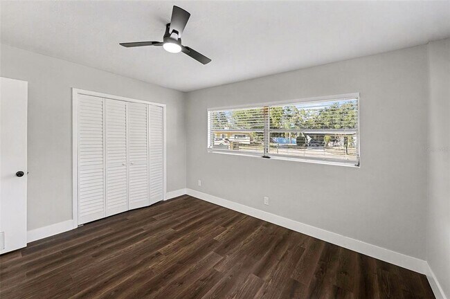 Building Photo - 2169 Dell Ave