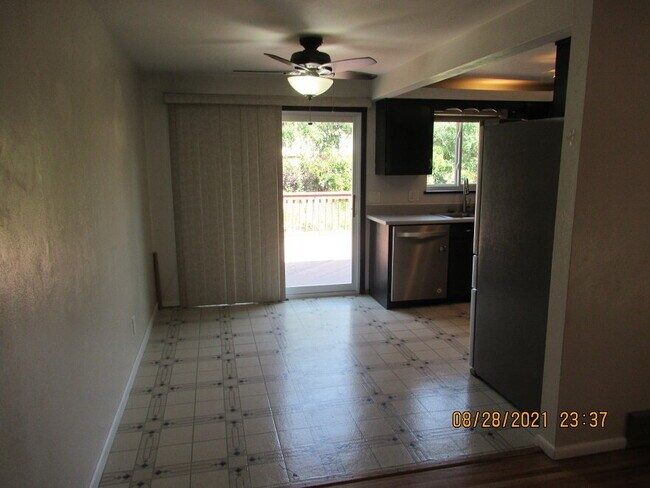 Building Photo - 11057 W 59th Ave