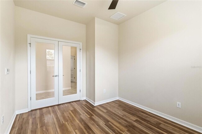 Building Photo - 7156 Marsh View Terrace