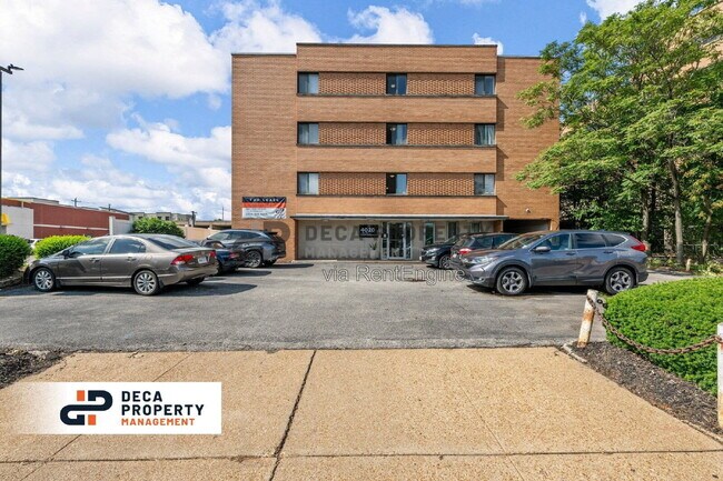 Building Photo - 4020 Lindell Blvd