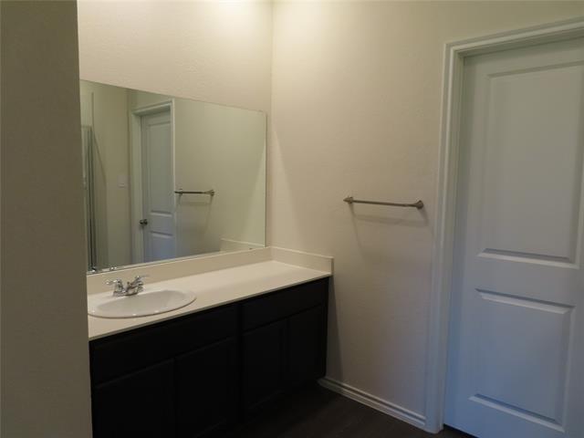 Building Photo - 3037 Zinnia St