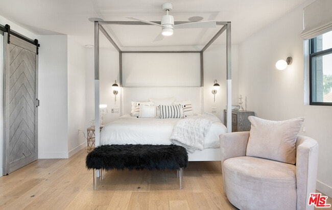 Building Photo - 5317 Pacific Ave