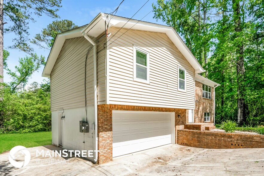 Building Photo - 4204 Denniston Cir