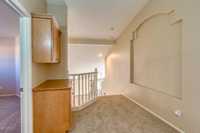 Building Photo - 5951 W Park Ave