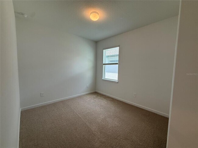 Building Photo - 3915 Big Sky Dr