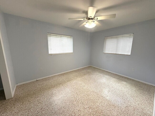 Building Photo - Charming 3-Bed/1.5- Bath Home for Rent in ...