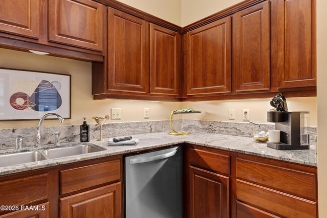 Building Photo - 500 Jefferson St