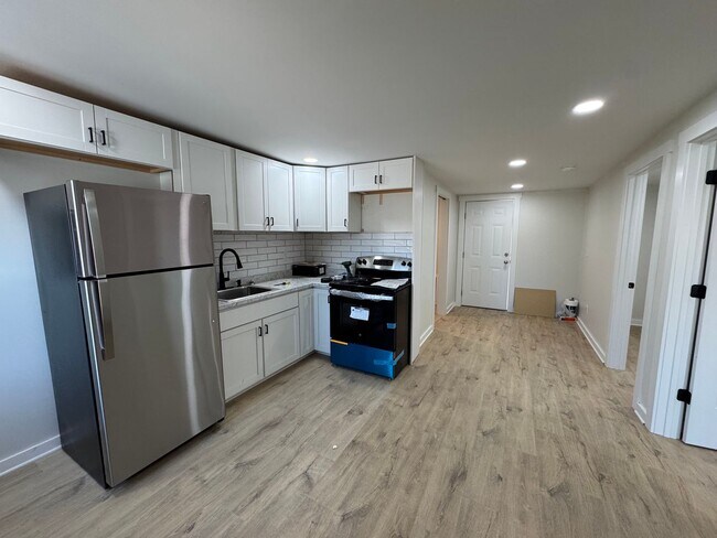 Building Photo - 2 bedroom 1 bath in Murray