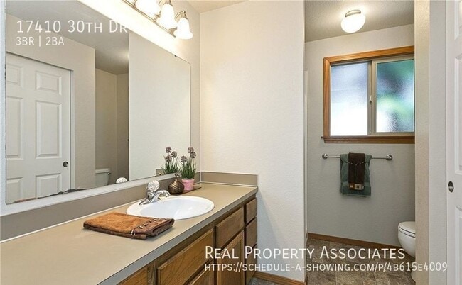 Building Photo - 17410 30th Dr SE