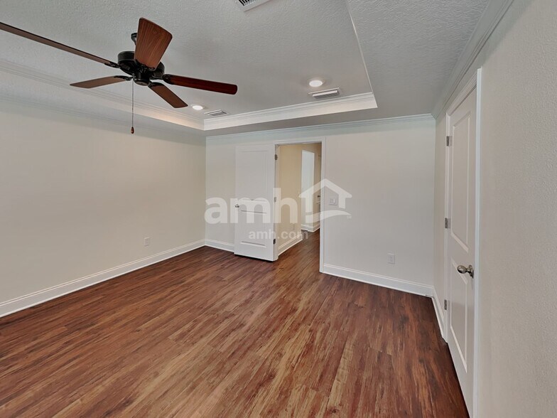 Building Photo - 2503 Sunrise Ct