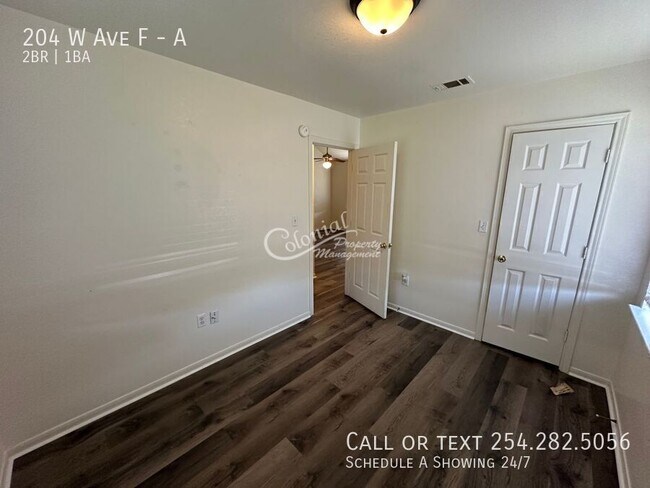 Building Photo - 204 W Avenue F