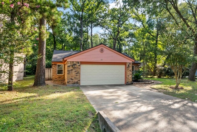 Building Photo - 30 Dellforest Ct