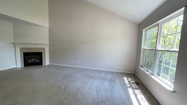 Building Photo - LAWN CARE/SNOW REMOVAL INCLUDED