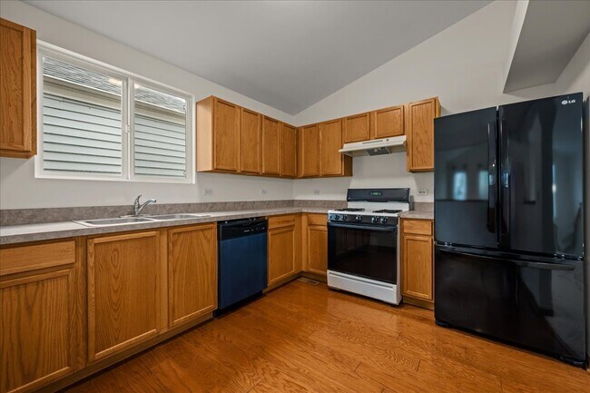 Building Photo - 1637 Linden Park Ln