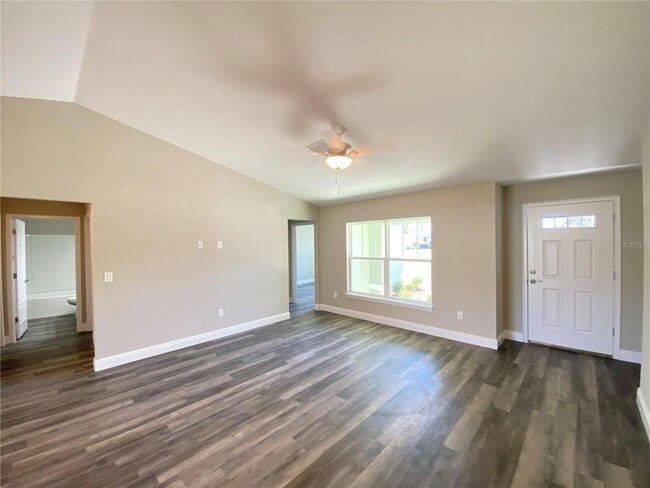 Building Photo - 5221 SW 115th Loop