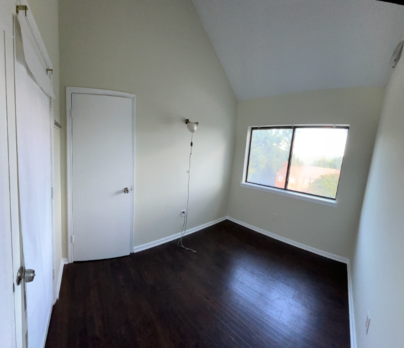 Building Photo - 1633 Carriage House Terrace
