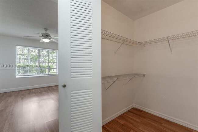 Building Photo - 4280 San Marino Blvd