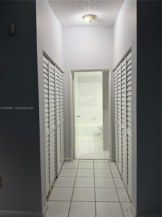 Building Photo - 15355 SW 76th Terrace