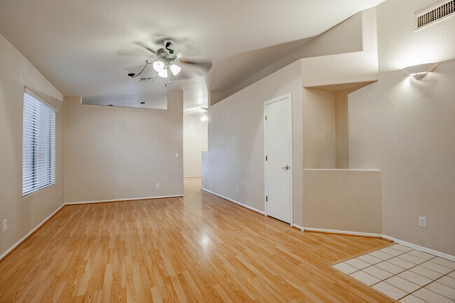 Building Photo - 6590 Tuzigoot Way