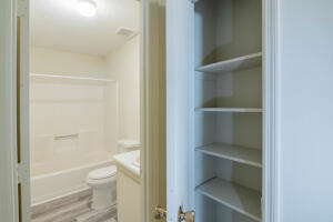 Building Photo - 6033 Springside Ln