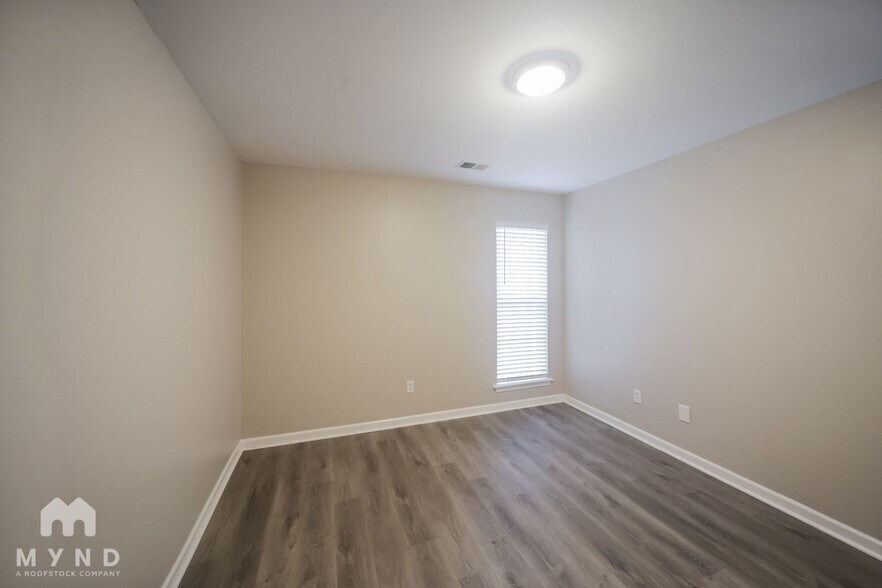 Building Photo - 1115 Warwick Pl