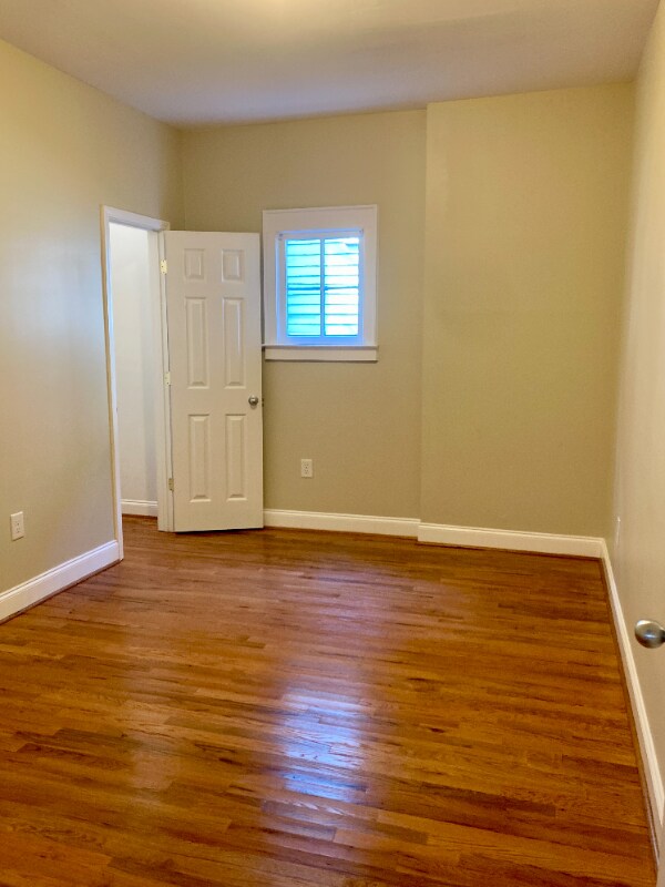 Building Photo - 684 Grady Pl SW