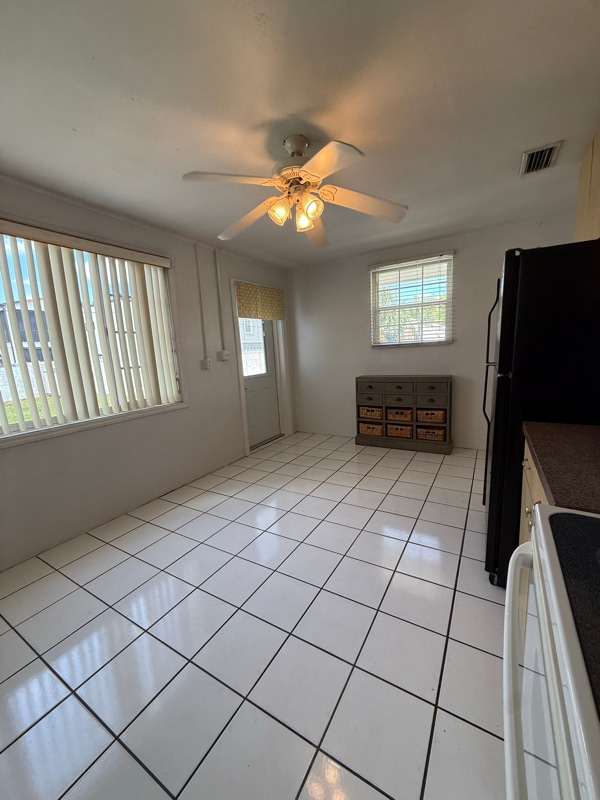 Building Photo - 409 S Orleans Ave