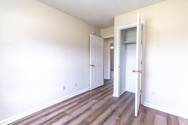 Building Photo - 316 Audrea Ln