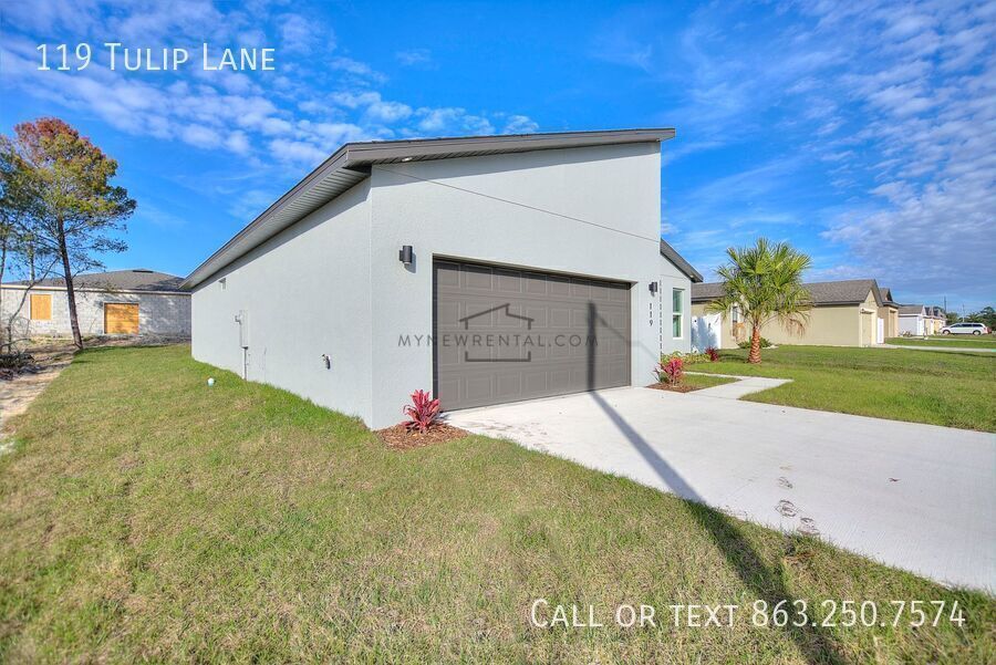 Building Photo - 119 Tulip Ln