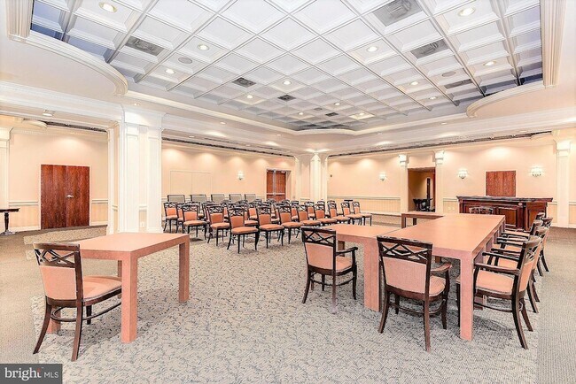 Building Photo - 5500 Friendship Blvd