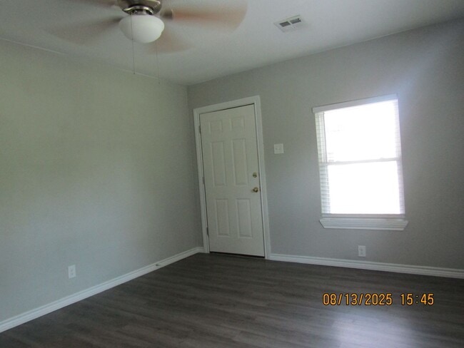 Building Photo - Move In Special: $200 off on The First Ful...