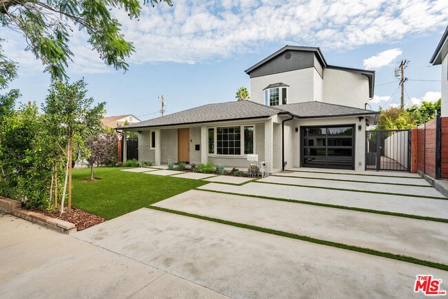 Building Photo - 5110 Garden Grove Ave
