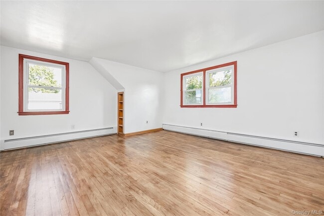 Building Photo - 63 I U Willets Rd