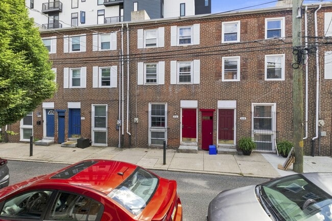 Building Photo - 316 W Wildey St